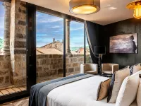 Hôtel Mercure Figeac Viguier du Roy Hotele w: Lot