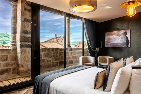 Hôtel Mercure Figeac Viguier du Roy