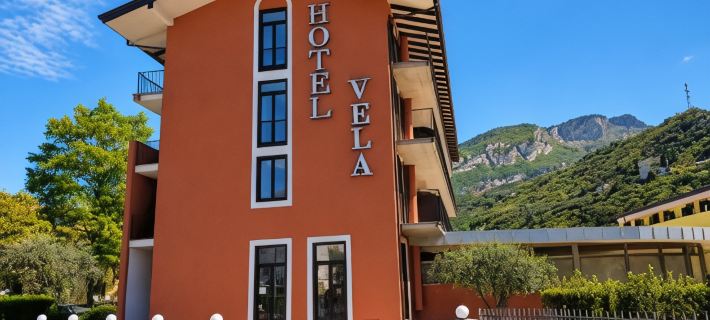 Hotel Vela トルボレのホテル