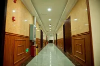 Huayun Hotel
