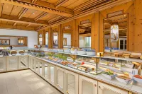 Schlosshotel Ischgl 5-Sterne Superior - breakfast