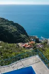 GuestReady - A marvellous stay in Calheta