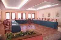 Zeus Eretria Resort