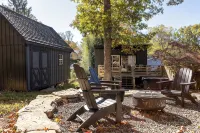 The Mac House - With a Hot Tub! - 2-Star