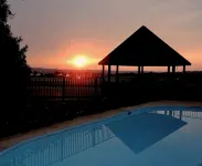 Relaxing, peaceful house in Calvert County, Md close to beach towns and DC.