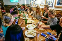 SONDERIA_Lazybones Hostel & Bar