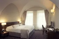 Hotel Ambassador