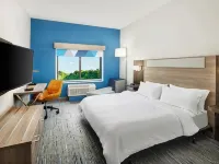 Holiday Inn Express & Suites Bridgeport by IHG Hotels in Wise County