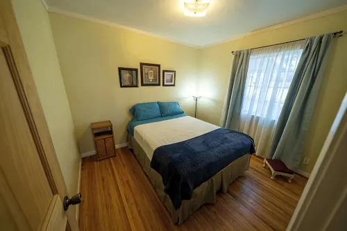 Northeast Heights Nest: Pet-Friendly, Cozy, and Convenient - บังกะโล