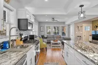 3Br Salem Townhouse Minutes to Downtown