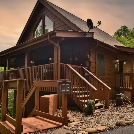 Washer Dryer Arcade Game Hot Tub Waterview 3 Bedroom 4 Bed Awesome Cabin.