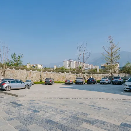 Miyi Anya Hotel