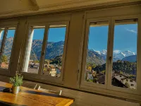 Adventure Hostel Interlaken - Bjergudsigt