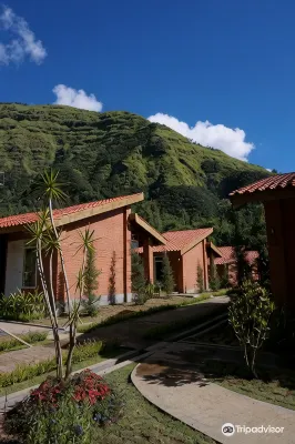 Bromo Terrace Hotel - parking