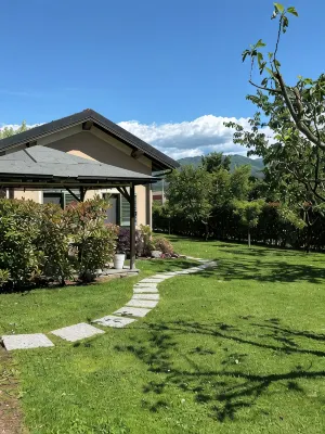 MANDOLATA - cottage with garden, shared pool, private veranda