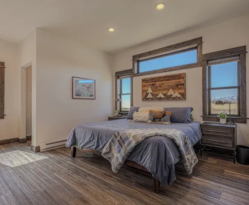 Chicory Guest Cabin - Paradise Valley, MT