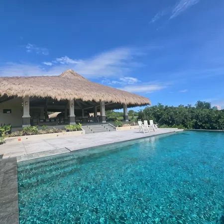 Climaco Beach | Villa in Mactan