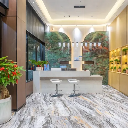 Four Seasons Cloud Hotel