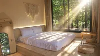 He Homestay - New