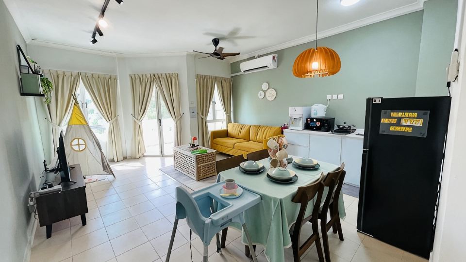Tiara Desaru C23A (3 PAX ONLY) by UcomeStay