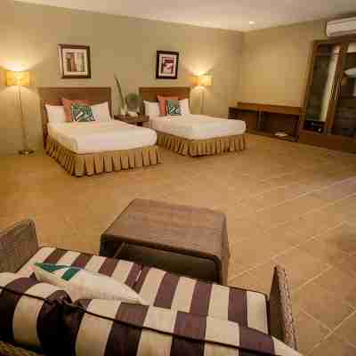 Almont Inland Resort Rooms