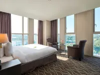 Hotel Square Ansan Hotels in Ансан