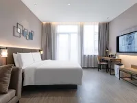 Homeinn Plus Hotel (Zhenjiang Railway Station Wanda Plaza) Hotel di Zhenjiang