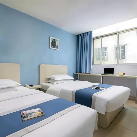 Tuwo Holiday Hotel (Binhai Yinxia Plaza)