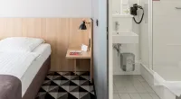 بريميير إن وين سيتي هاوبتبانهوف