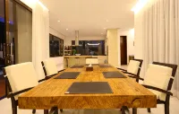 Jasmine Cozy Villa 3 Bedrooms with a Private Swimming Pool