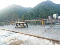 Jinxiu Shui'an Home Inn - Bergblick
