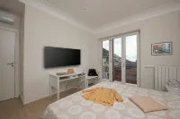 Prima Luce Holiday House - Cozy Apartment in Amalfi Center