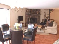 Spacious,Friendly,Warm and Cozy 5 Bedroom 3 Bath Family Home