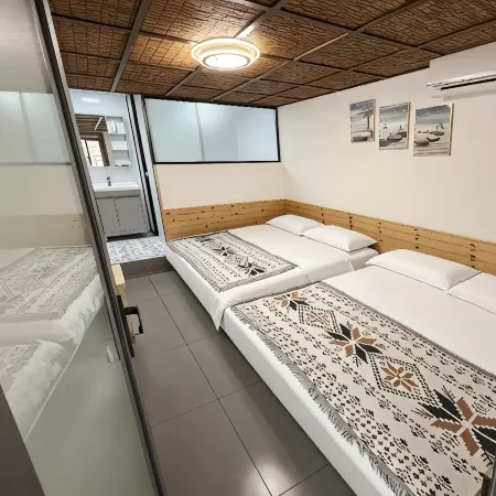 3 Plus 2 Homestay (Rizhao Seaside Forest Park)