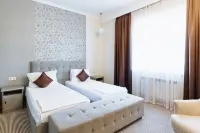 Dora Hotel