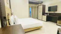 7 Hills Hotel & Resort - balcony