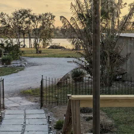 New-Lakewood Ranch Private Cottage/Pool on 5 Acres of Waterfront-Lake Manatee