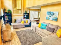4 bd Luxury King & Queen Suites - Mins to Marietta - Homestays