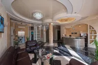 Monarch Hotel - breakfast