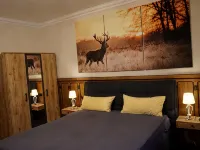 "Sachsa Suite" - 130m² Art Nouveau suite: 2 bathrooms & feel-good atmosphere Hotels in Bad Sachsa