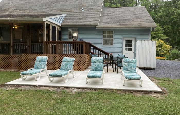Beautiful Beach House Totally Renovated 4 Bedroom 2 Bath Pet Friendly