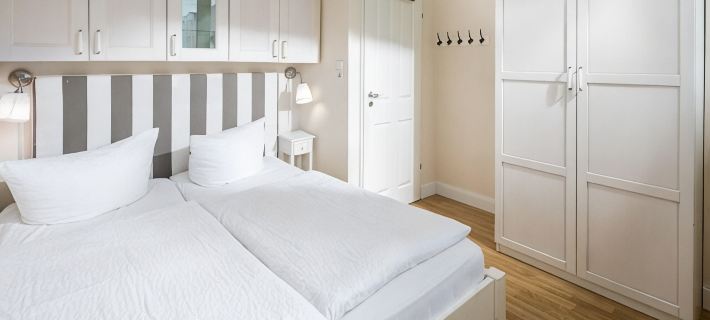 Cozy Vacation Apartment Kaiserhof 002, Directly on the Beach โรงแรมในนอร์แดร์เนย์