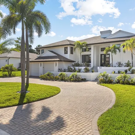 Luxurious Naples retreat!