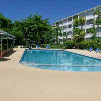 Quality ground floor apartment, platinum west coast, Holetown, Barbados Fitness & Recreational Facilities