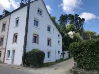 Near Paimpol, Apartment 200m from Bréhec Beach Hotels in Plouezec