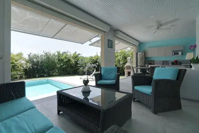 Contemporary villa with 2 suites, 90 m2, private pool โรงแรมใน