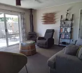 3 bdm pet friendly home in quiet street.No extra charge for cleaning or pets. - جاكوزي
