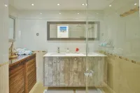 Villa Yvantino beachfront ( 2 bedroom ) - balcony