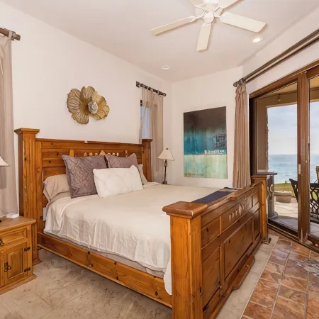 Villa #17: Luxury 5 Bed/5 Bath Oceanfront Home for 14 Guests. Not a Condo!