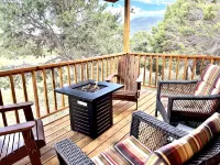 The Alpine Haven • Mountain Views • Near Wolf Creek • Fire Pit • Pet Friendly - Hytter